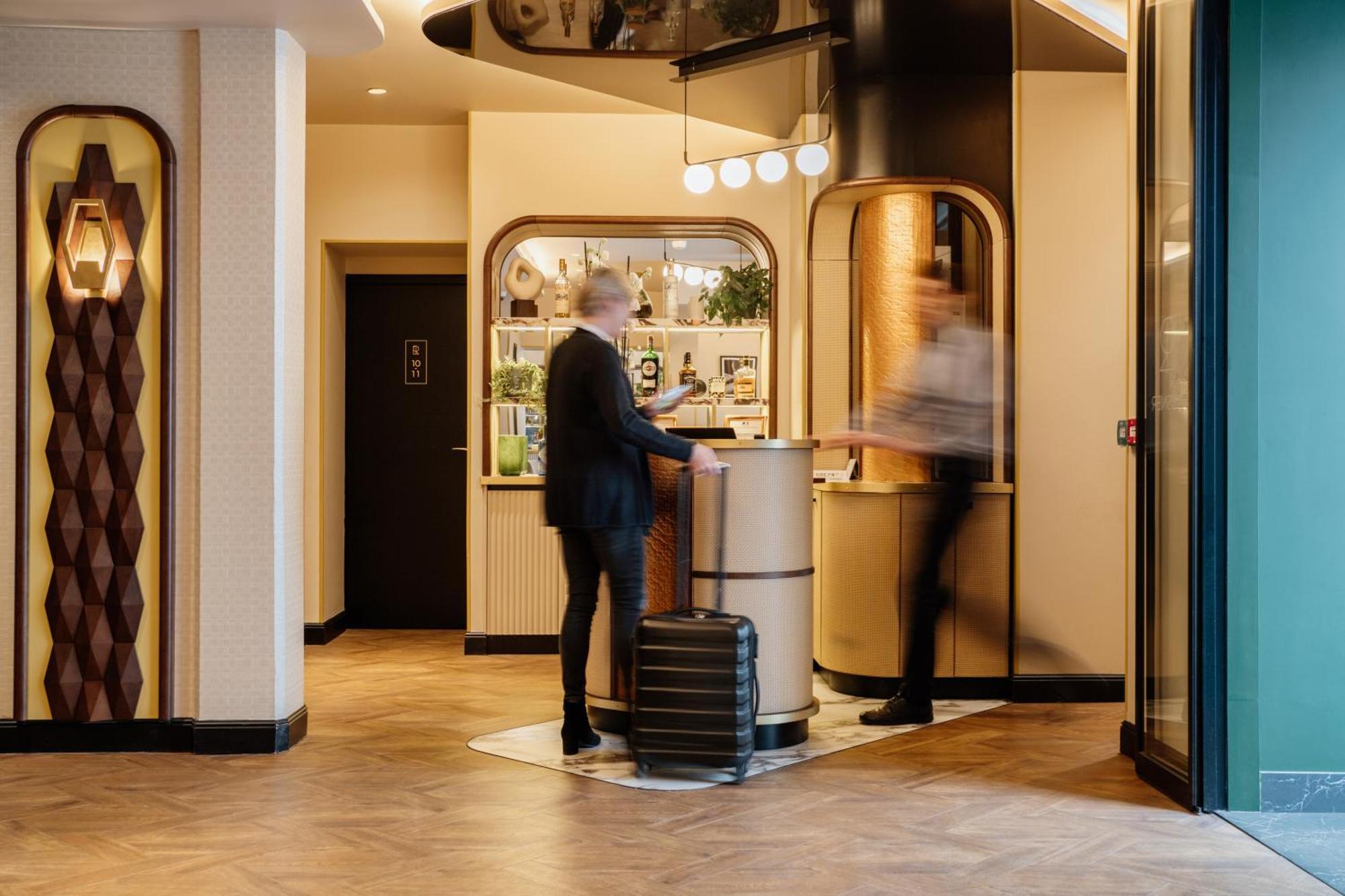 Riesner Hotel Parijs
